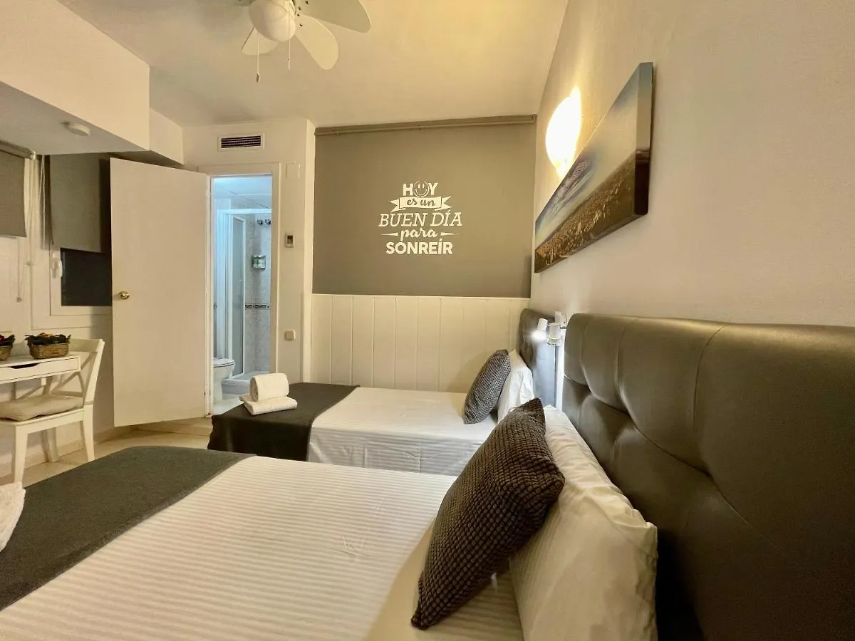 Hostal Lleida Barcelona Guest house