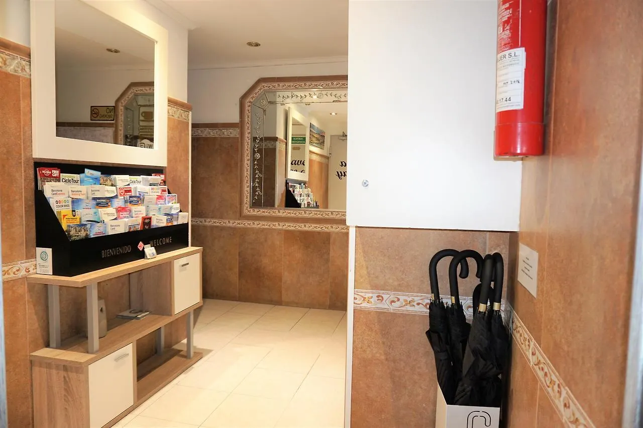 Hostal Lleida Barcelona Guest house