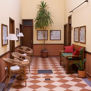 https://refugio-el-hornillo.in-canary-islands.com
