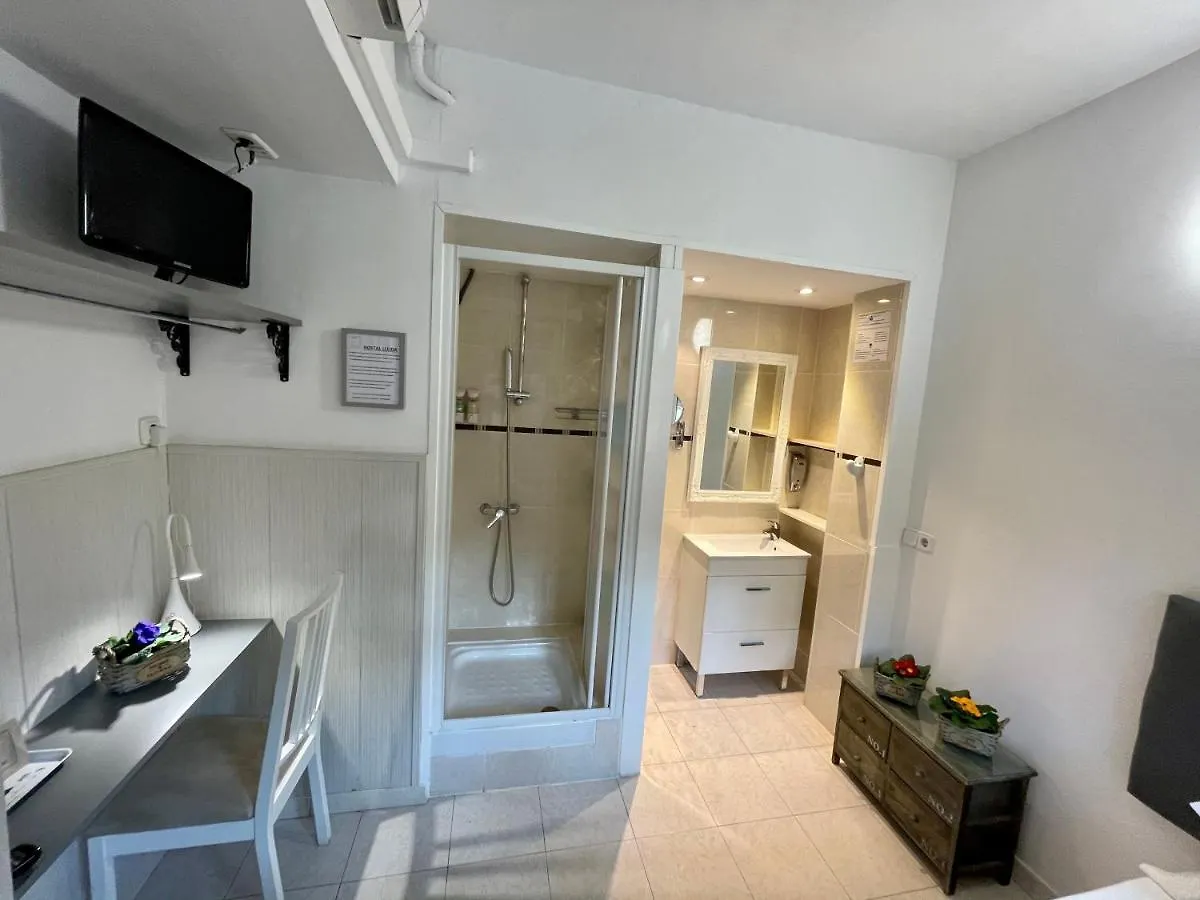 Hostal Lleida Barcellona 3*,  Spagna