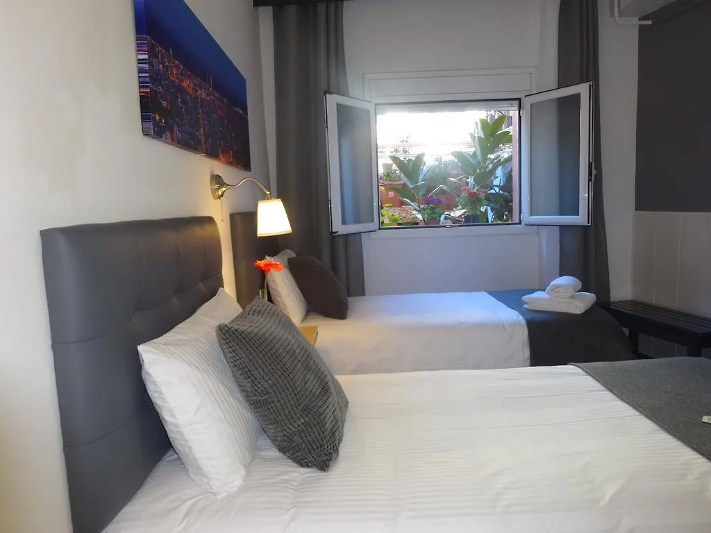*** Affittacamere Hostal Lleida Barcellona Spagna