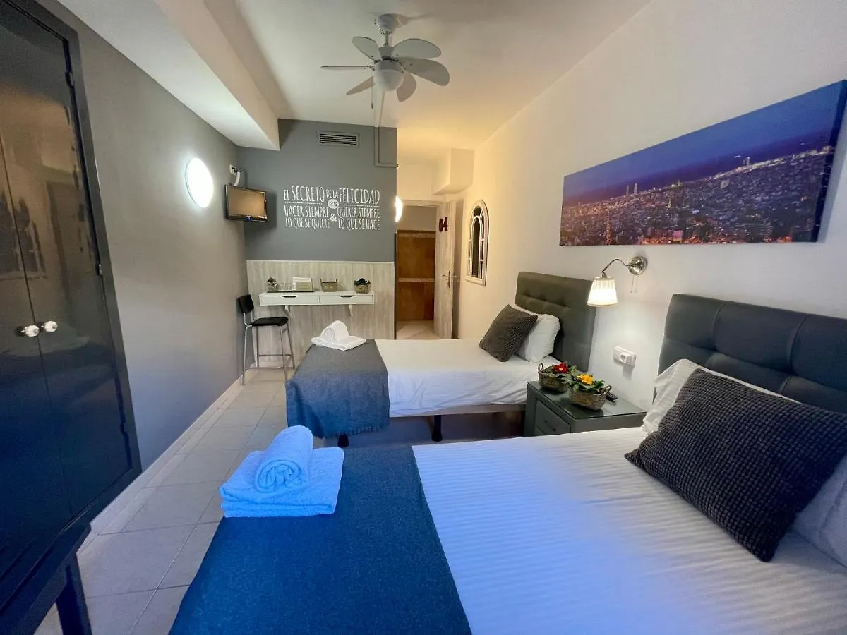 Hostal Lleida Barcelona 3*,