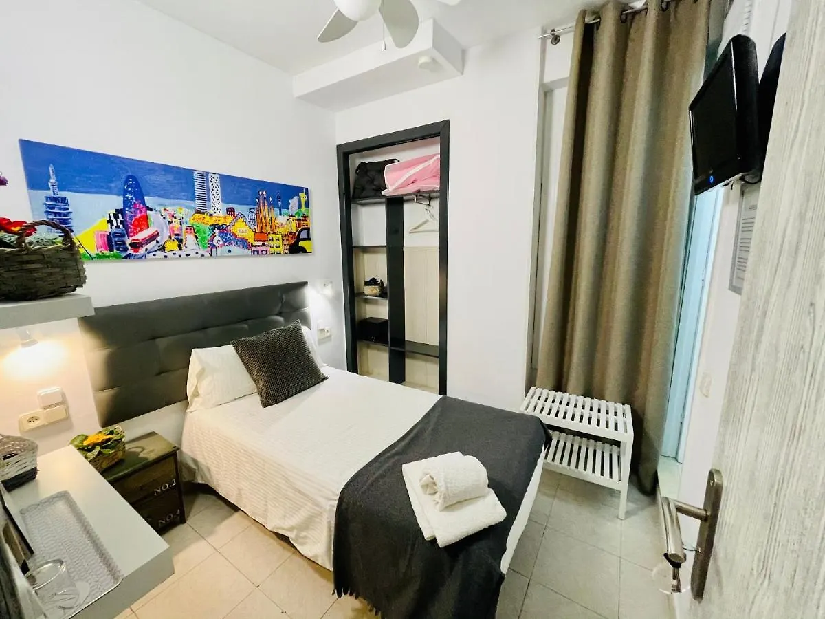Hostal Lleida Barcelona