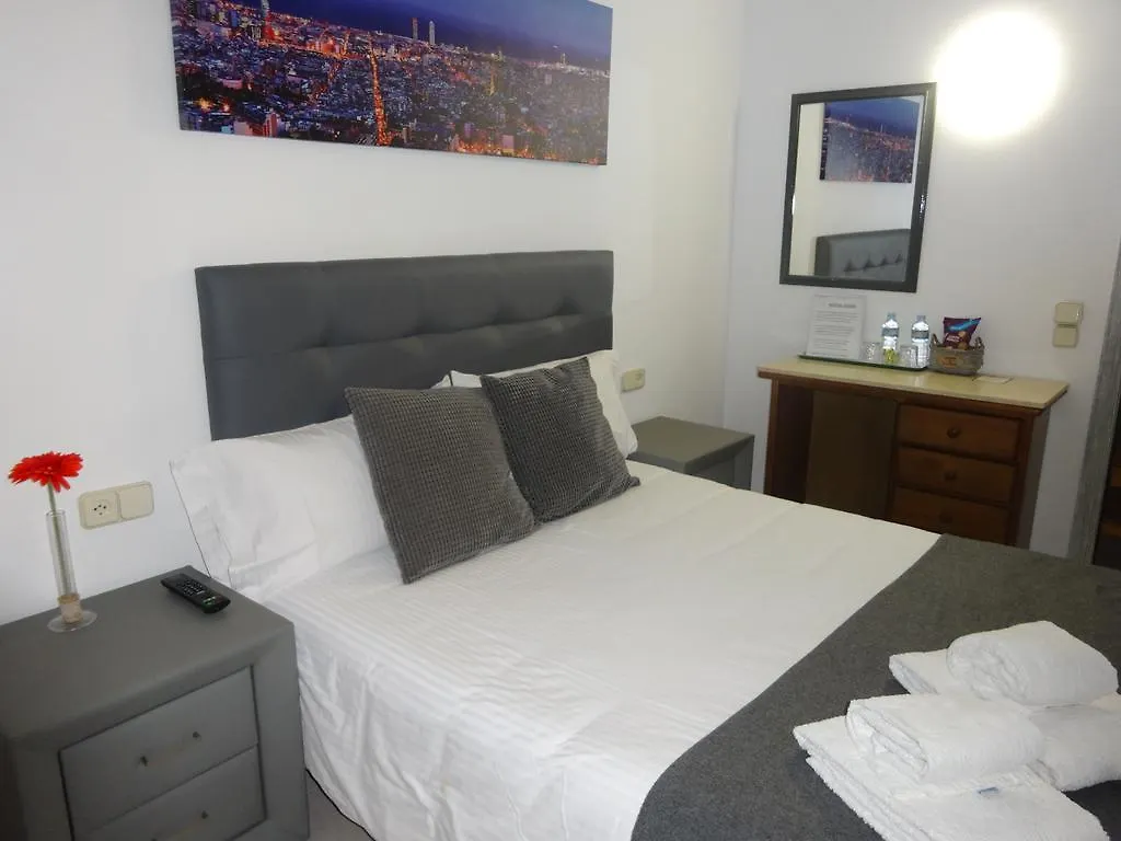Guest house Hostal Lleida Barcelona